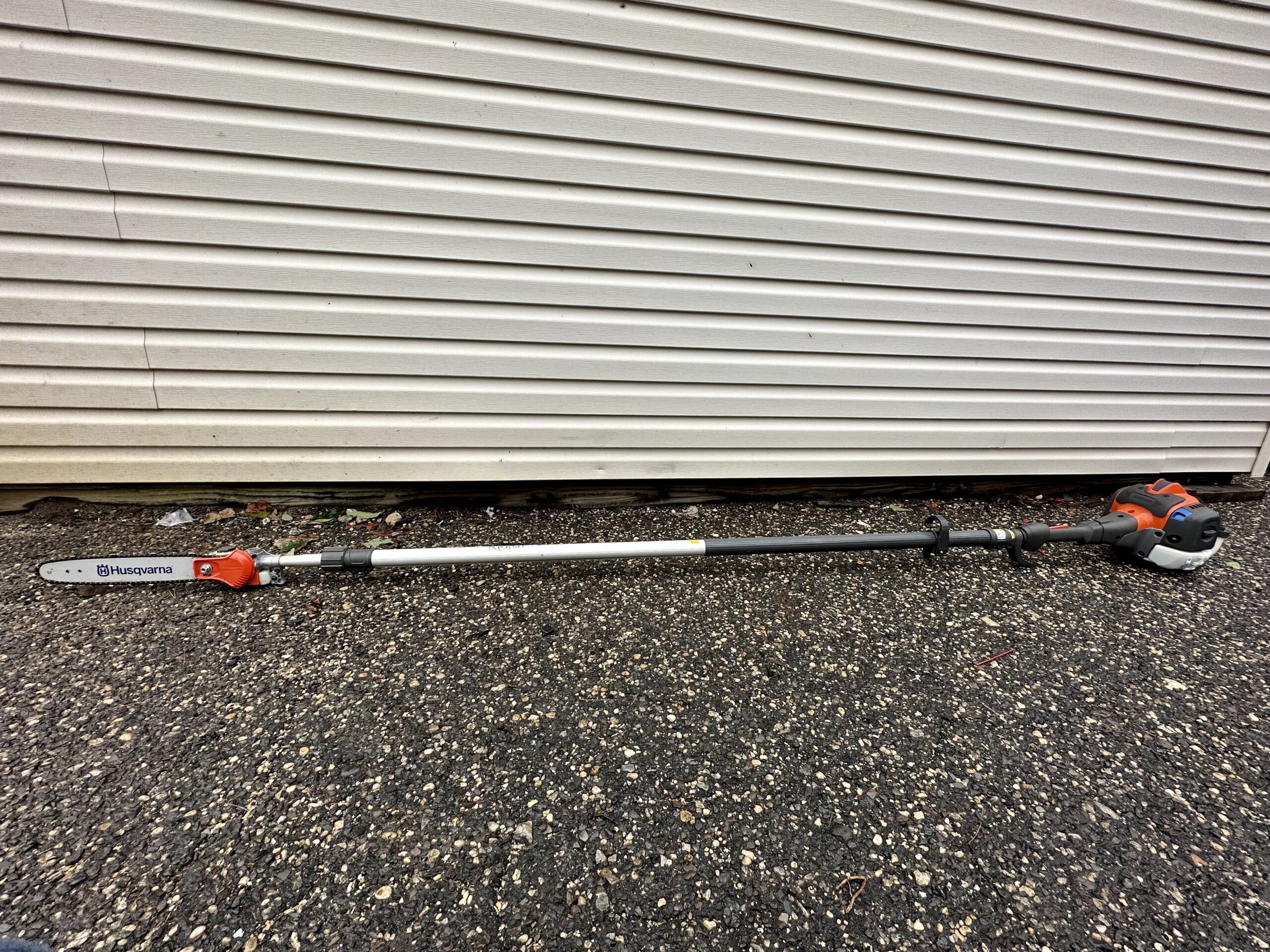 Husqvarna extendable deals pole saw