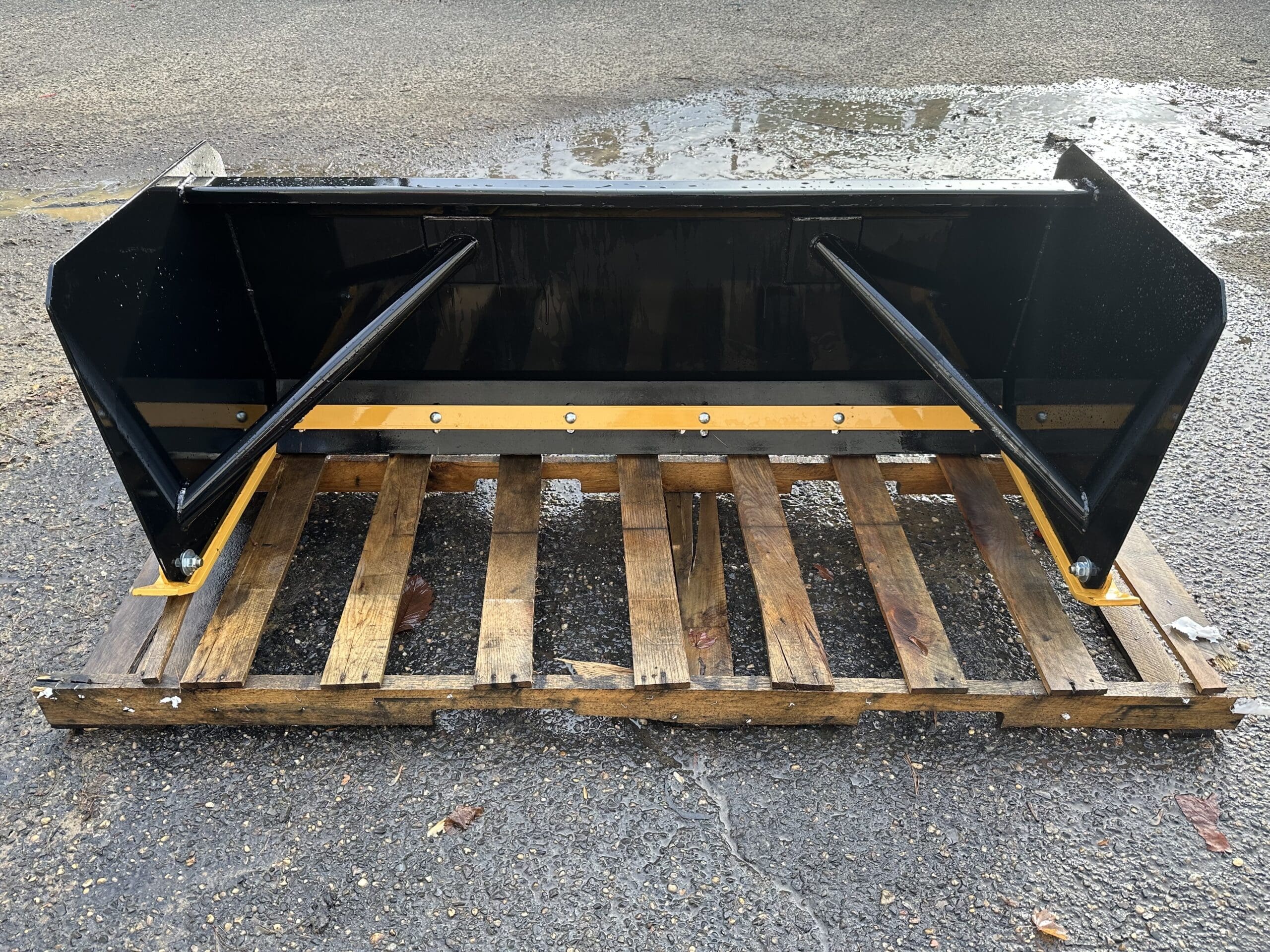 Snow Pusher Box Earth & Turf Attachments / Weavers Equipment